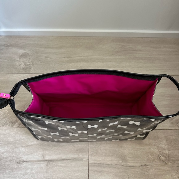 Kate Spade Large Cosmetic Bag - Picture 5 of 9